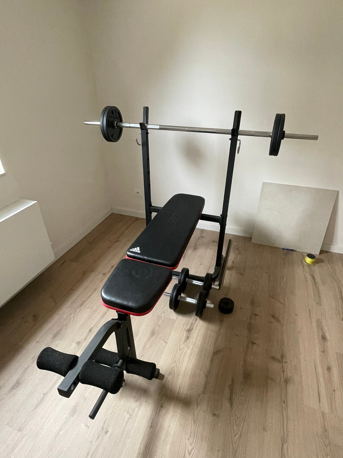 Hefbank Adidas, Sport en Fitness, Ophalen, Zo goed als nieuw