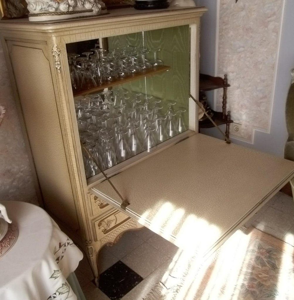 decoratieve kast, Ophalen