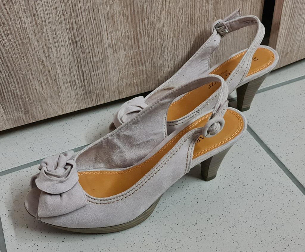 Chaussures à talons, Enlèvement, Beige