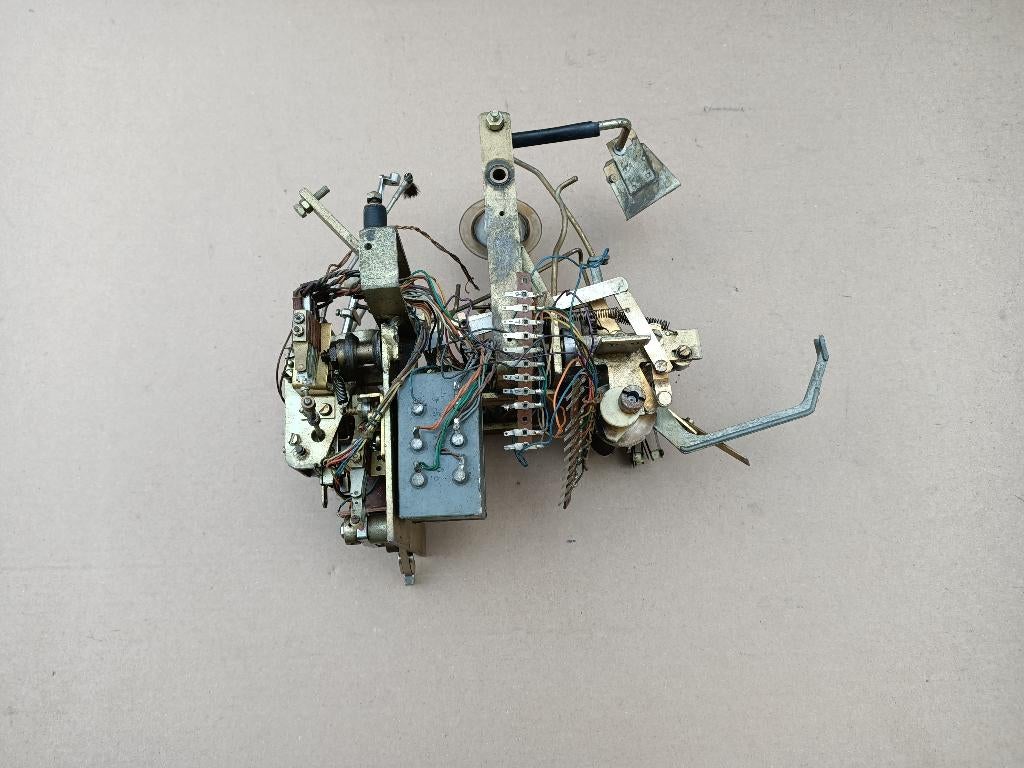 Loopwerk/ Mechaniek/ Parts !! Jupiter (Div) jukebox, Verzamelen, Verzenden