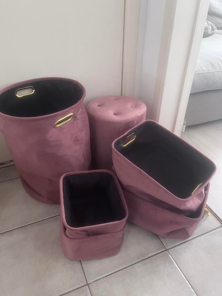6- delige opbergset: wasmand, poef en mandjes., Dieren en Toebehoren, Paarden en Pony's | Beschermers, Zo goed als nieuw, Ophalen of Verzenden