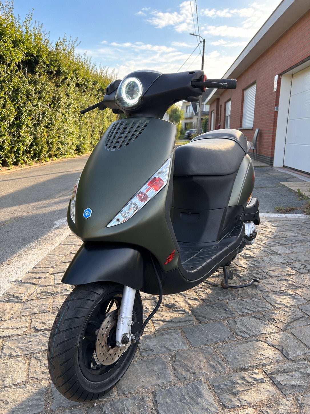 PIAGGIO ZIP C25 | 5 720 KM | ENTIÈREMENT RÉVISÉ |, Vélos & Vélomoteurs, Zip, Comme neuf, Classe B (45 km/h), Enlèvement