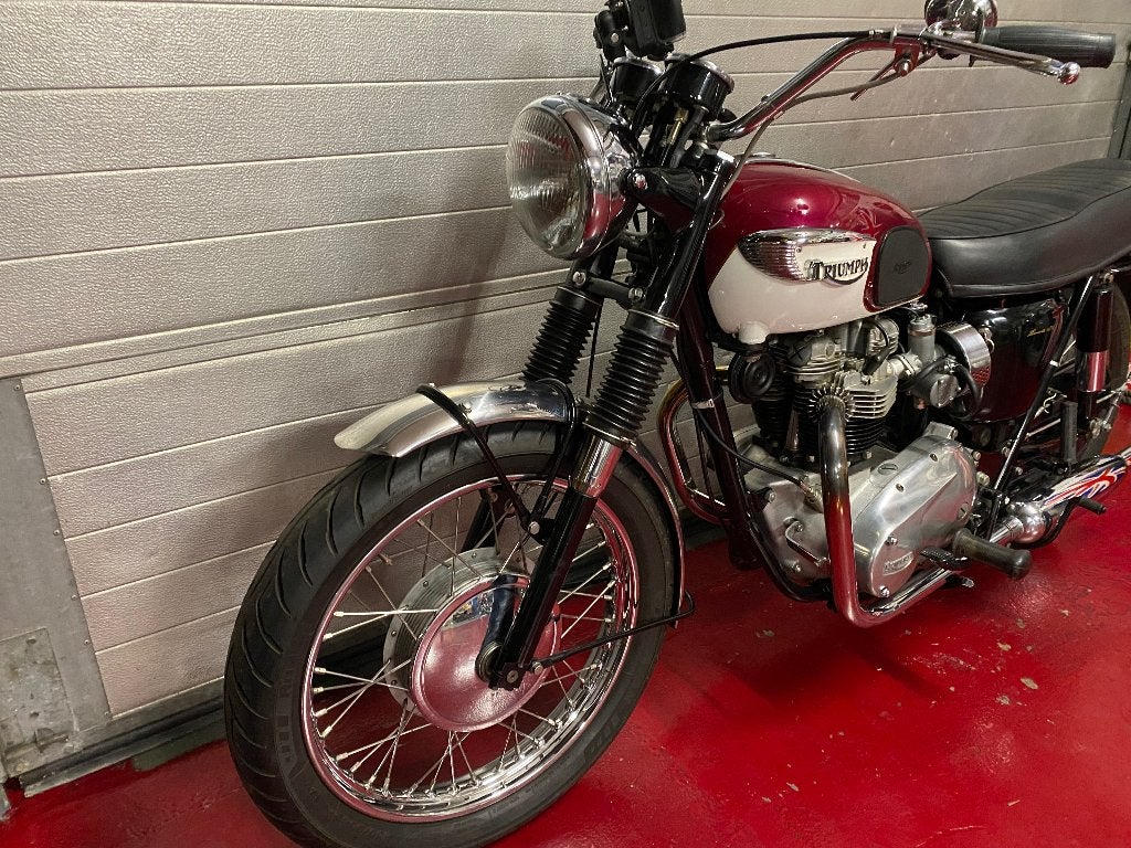 Triumph Bonneville 1967, Motoren, Particulier