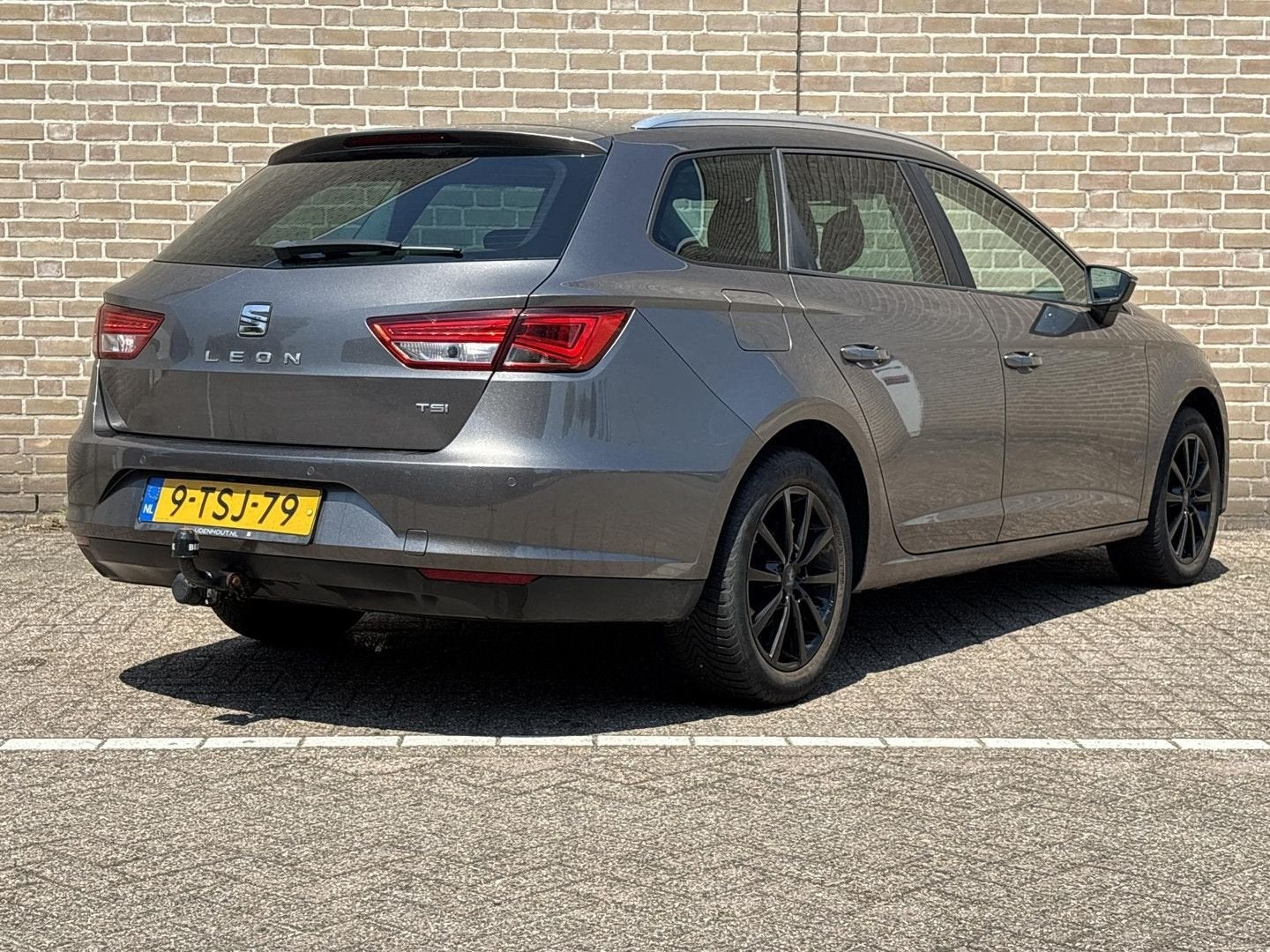 Seat Leon ST 1.2 TSI Style First Edition | Cruise | Climate, Argent ou Gris, Achat, Entreprise, Noir