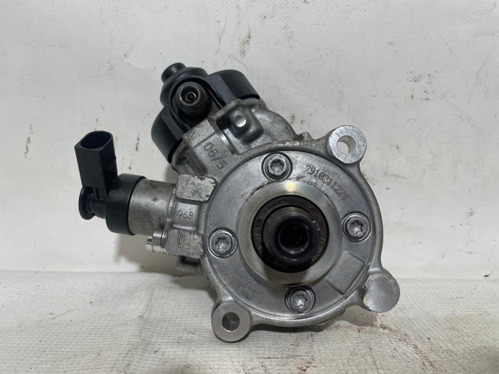 Pompe à haute pression 13 51 8 577 650 / 0 445010540, Enlèvement, Utilisé, BMW