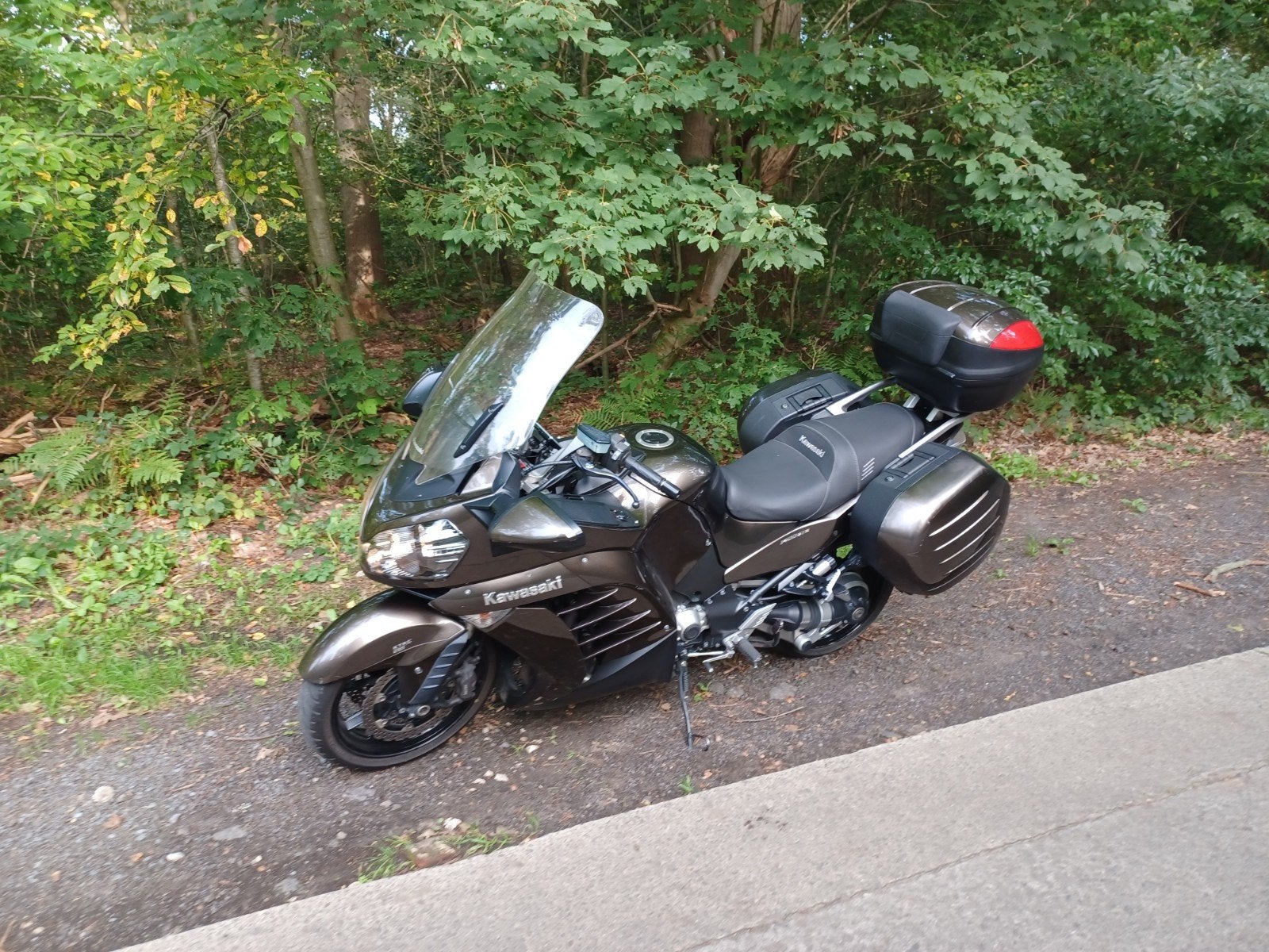 kawasaki Gtr1400, Particulier