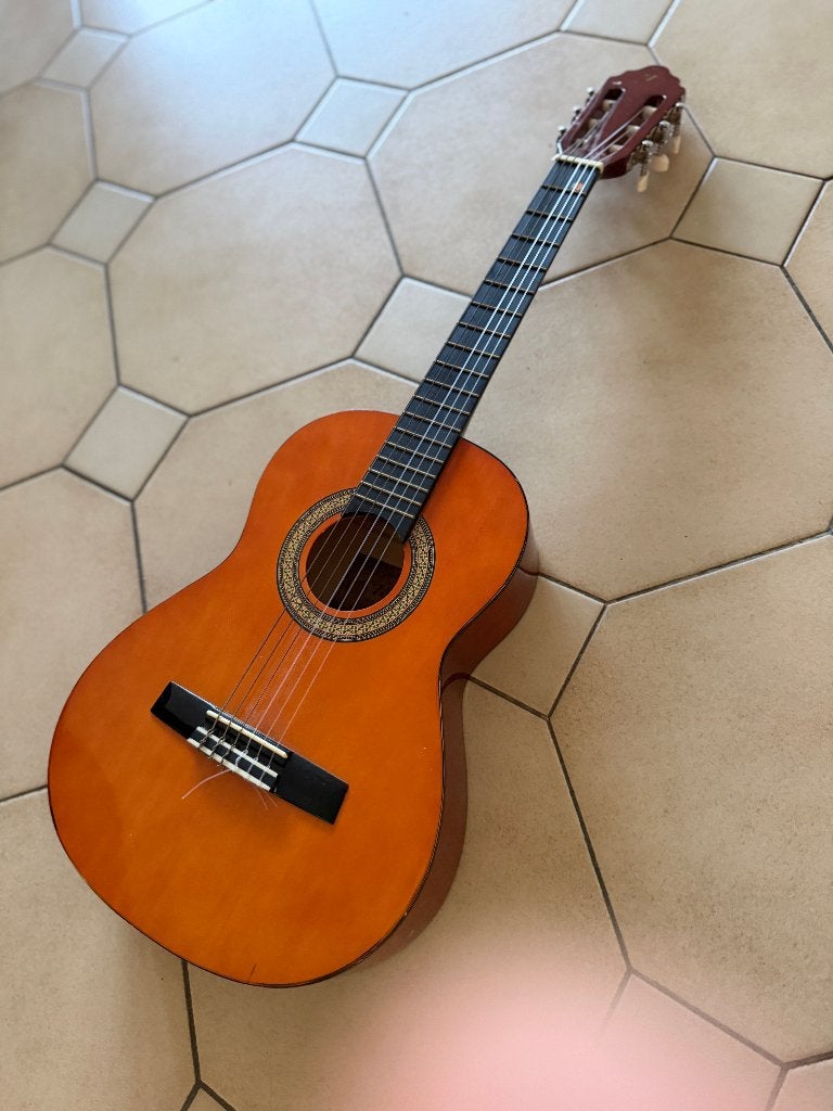 Valencia 1/2 klassieke gitaar + tas, Muziek en Instrumenten, Snaarinstrumenten | Gitaren | Akoestisch, Ophalen, Gebruikt, Klassieke of Spaanse gitaar