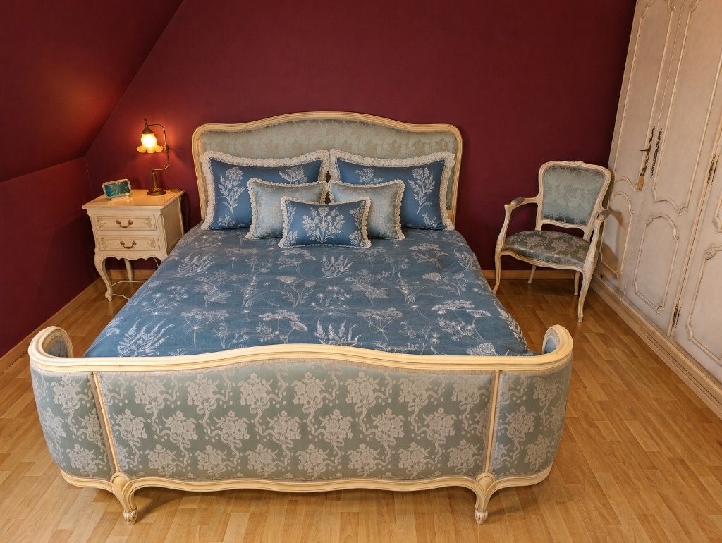 Prachtige slaapkamerset in elegante Franse / Louis XV-stijl, Antiek en Kunst, Ophalen