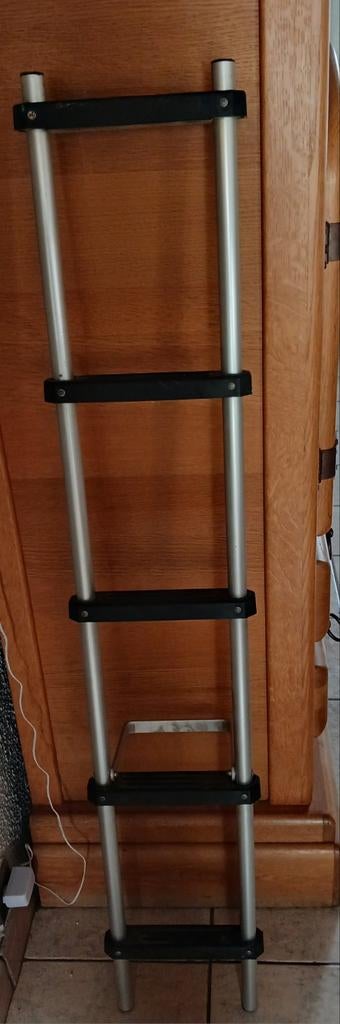Échelle pour lit camping car. Tout aluminium, Caravanes & Camping, Envoi, Comme neuf