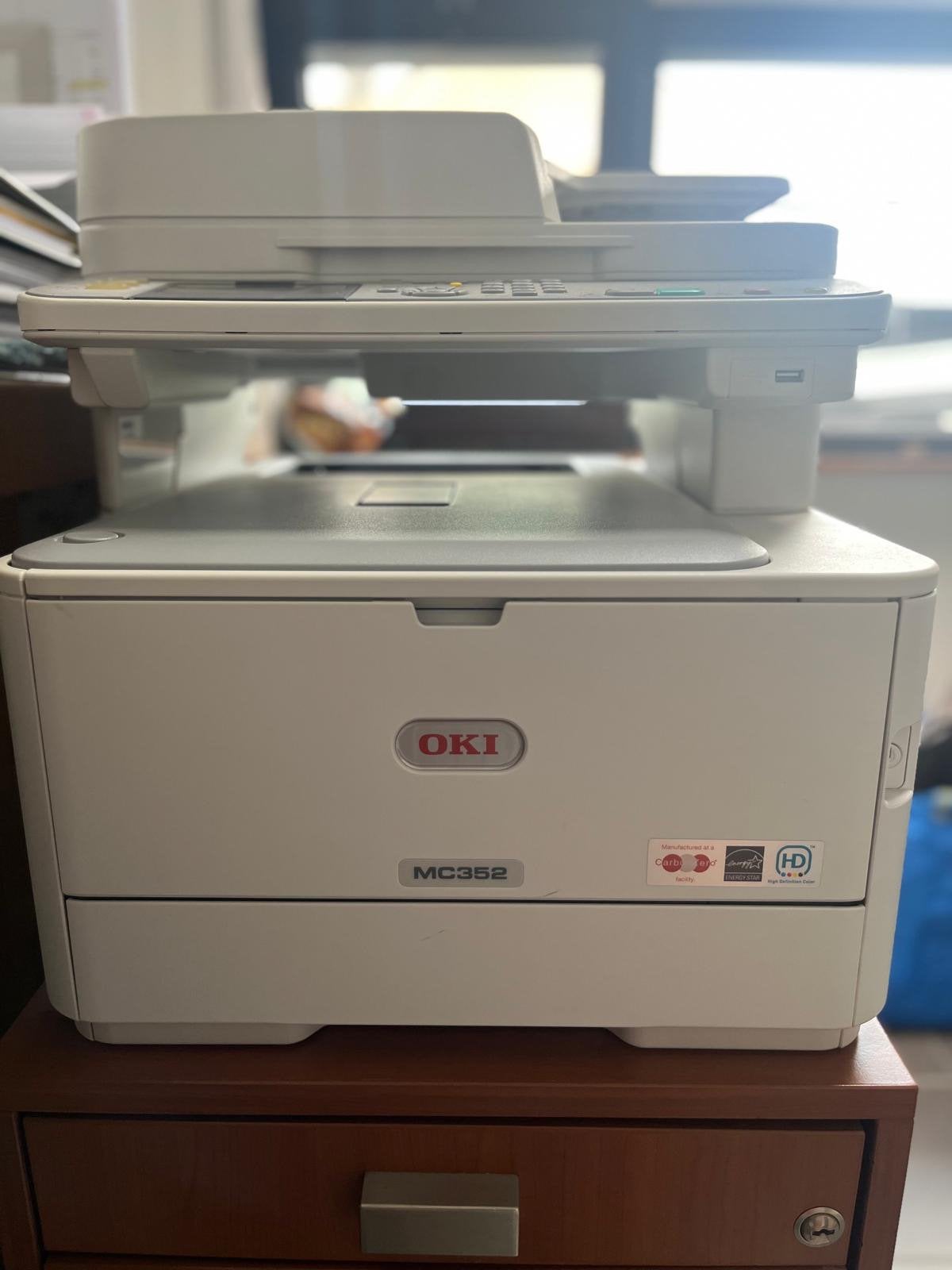 OKI MC352 - Printer / Scanner, Informatique & Logiciels, Imprimantes, Enlèvement, Comme neuf