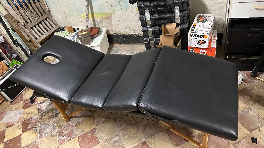 Table de massage pliante 188x67cm et hauteur 58->84cm, Sports & Fitness, Produits de massage, Enlèvement, Utilisé, Table de massage
