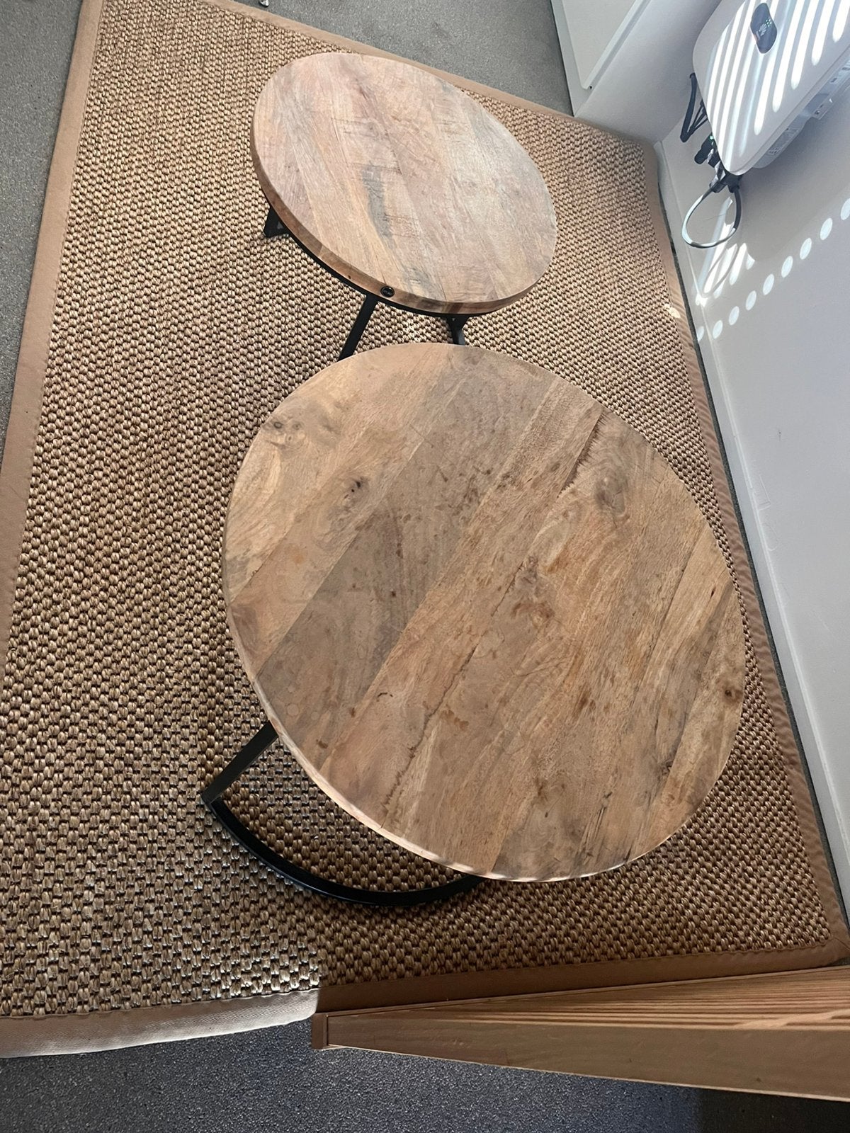 Splinz Mangohouten Salontafel Set in topstaat, Huis en Inrichting, Tafels | Salontafels, 50 tot 100 cm, Rond, 50 tot 100 cm, Zo goed als nieuw