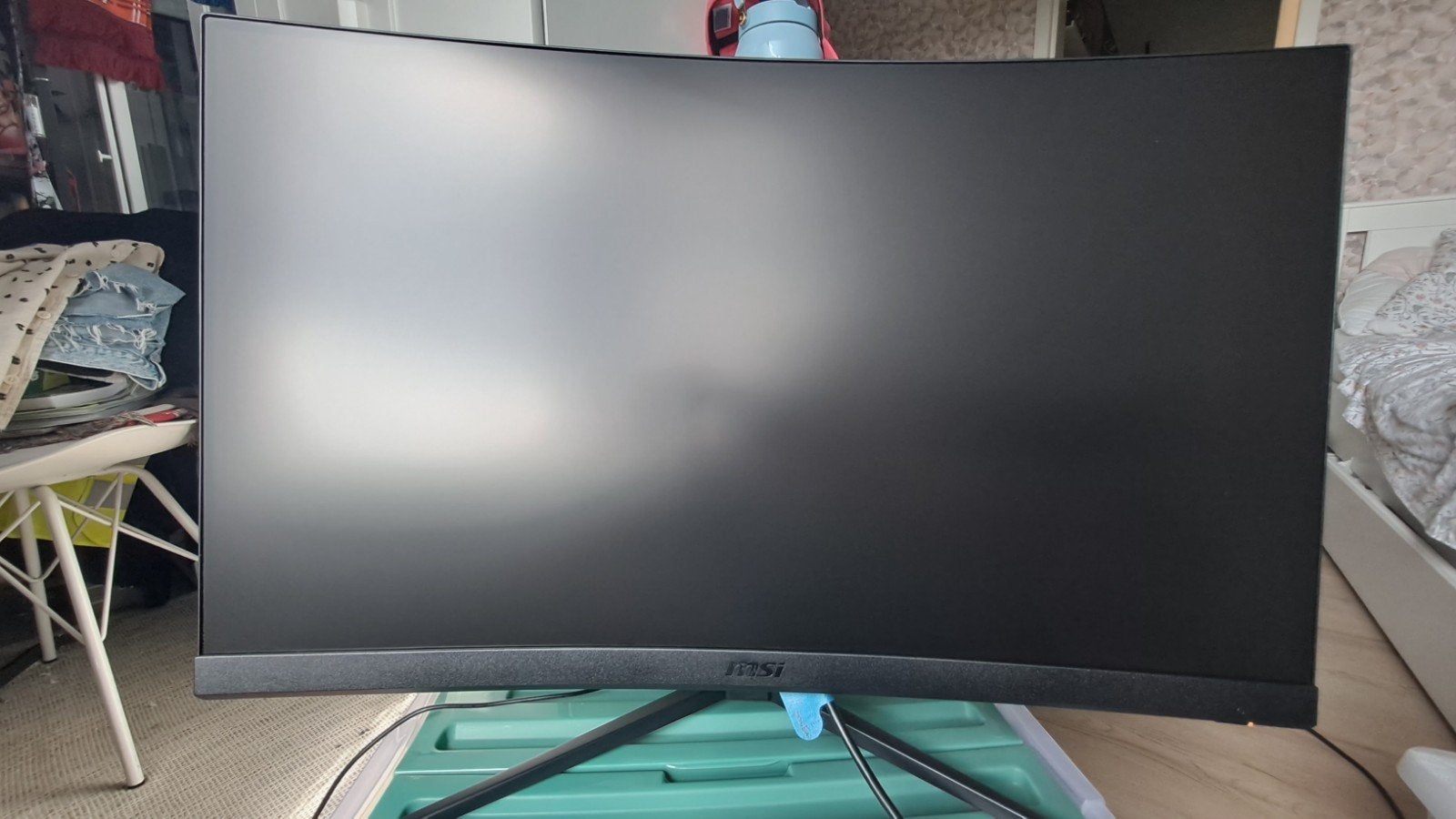 MSI G27C4 E3 27 inch curved gaming monitor.
27 inch Full HD, Enlèvement ou Envoi