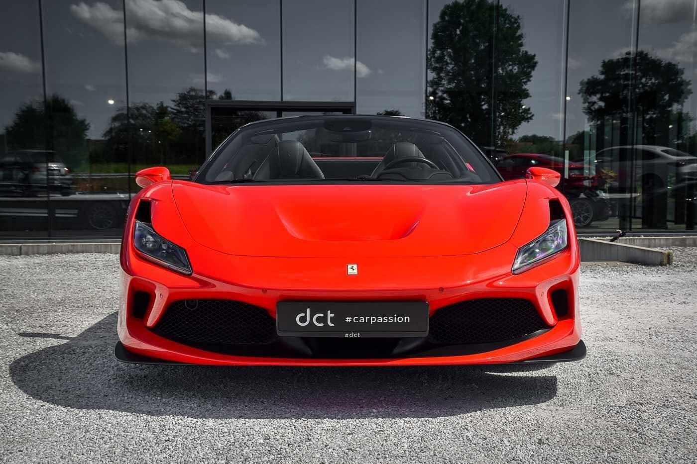 Ferrari F8 Spider 3.9 V8 Only 9500 KM! Extended Warranty FUL, Auto's, Automaat, 529 kW, Gebruikt, Lichtsensor