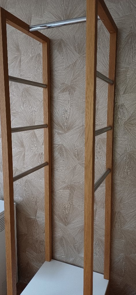 Amara Coat Stand / Hanger kast, Ophalen, Zo goed als nieuw