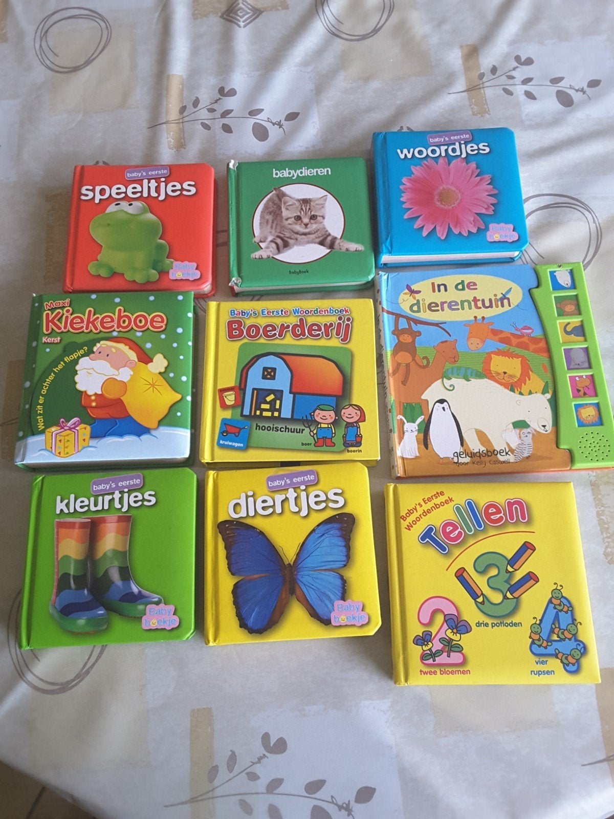 9 eerste kinderboekjes met fotootjes, afbeeldingen en ..., Enlèvement ou Envoi, Comme neuf