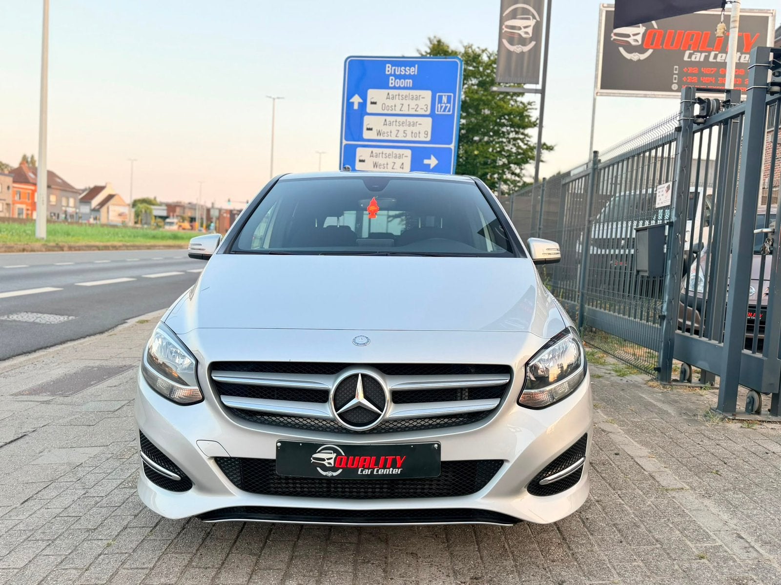 Mercedes B180d 2015 100dkm Automaat Euro6b Navi Pdc Camera, Autos, Mercedes-Benz, 90 kW, Achat, Euro 6, Entreprise