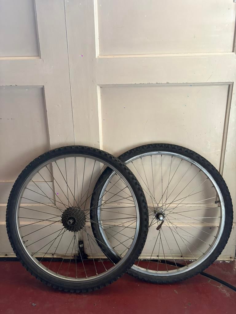Wielen mountainbikes compleet, Fietsen en Brommers, Ophalen, Zo goed als nieuw, Heren, Overige merken