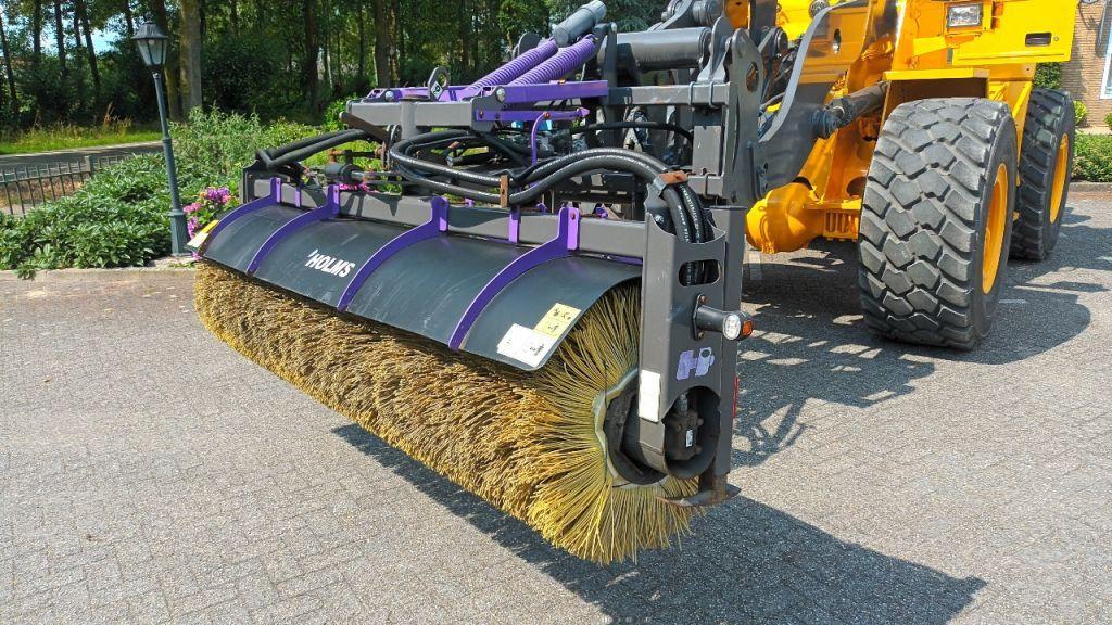 Volvo Holms SL 2.5 broom (bj 2019)