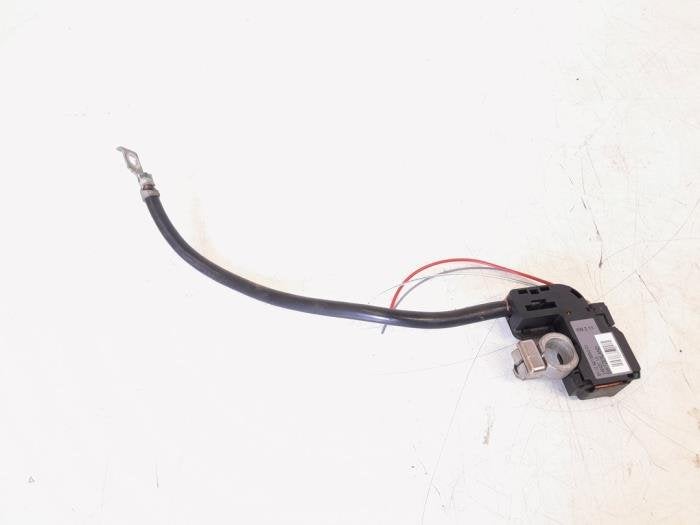 Borne de batterie d'un BMW X1, Autos : Pièces & Accessoires, -, -, 3 mois de garantie, Utilisé