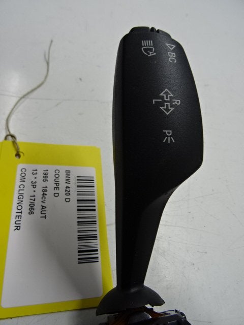 COMMUTATEUR CLIGNOTANT BMW 4 serie (F32) (01-2013/02-2021), Mevr. I. Hauben, Utilisé, BMW, Rue de l'Espoir 34 34
4030  GRIVEGNÉE, BE