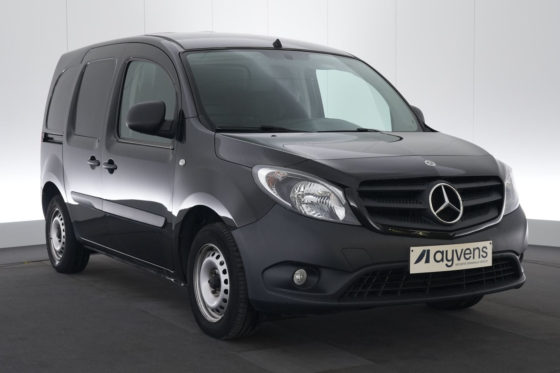 (2ANK357) MERCEDES-BENZ CITAN 109 FOURGON, Auto's, Voorwielaandrijving, Stof, Gebruikt, Euro 6