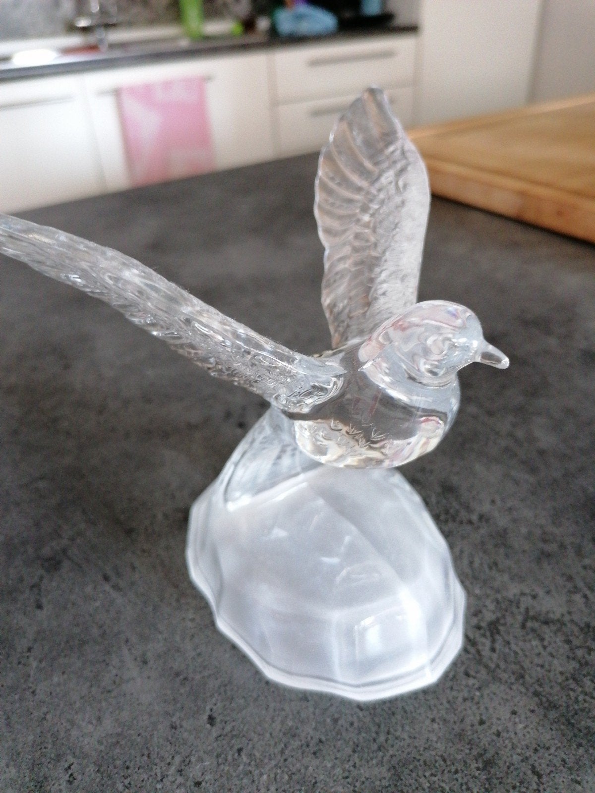 Glazen vogel christal d'arques, Ophalen