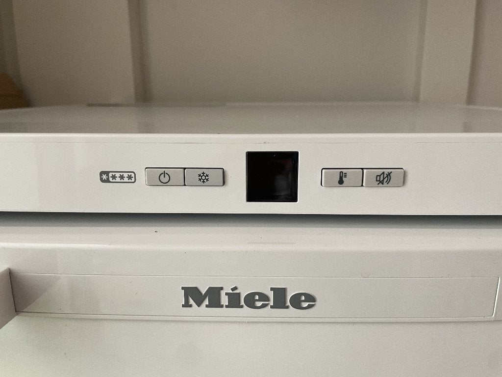 Miele Diepvriezer - tafelmodel, Elektronische apparatuur, Ophalen, Zo goed als nieuw, Vrijstaand, Vrieskast