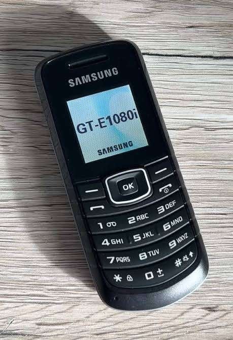 Samsung GT E1080i + chargeur, Télécoms, Enlèvement ou Envoi