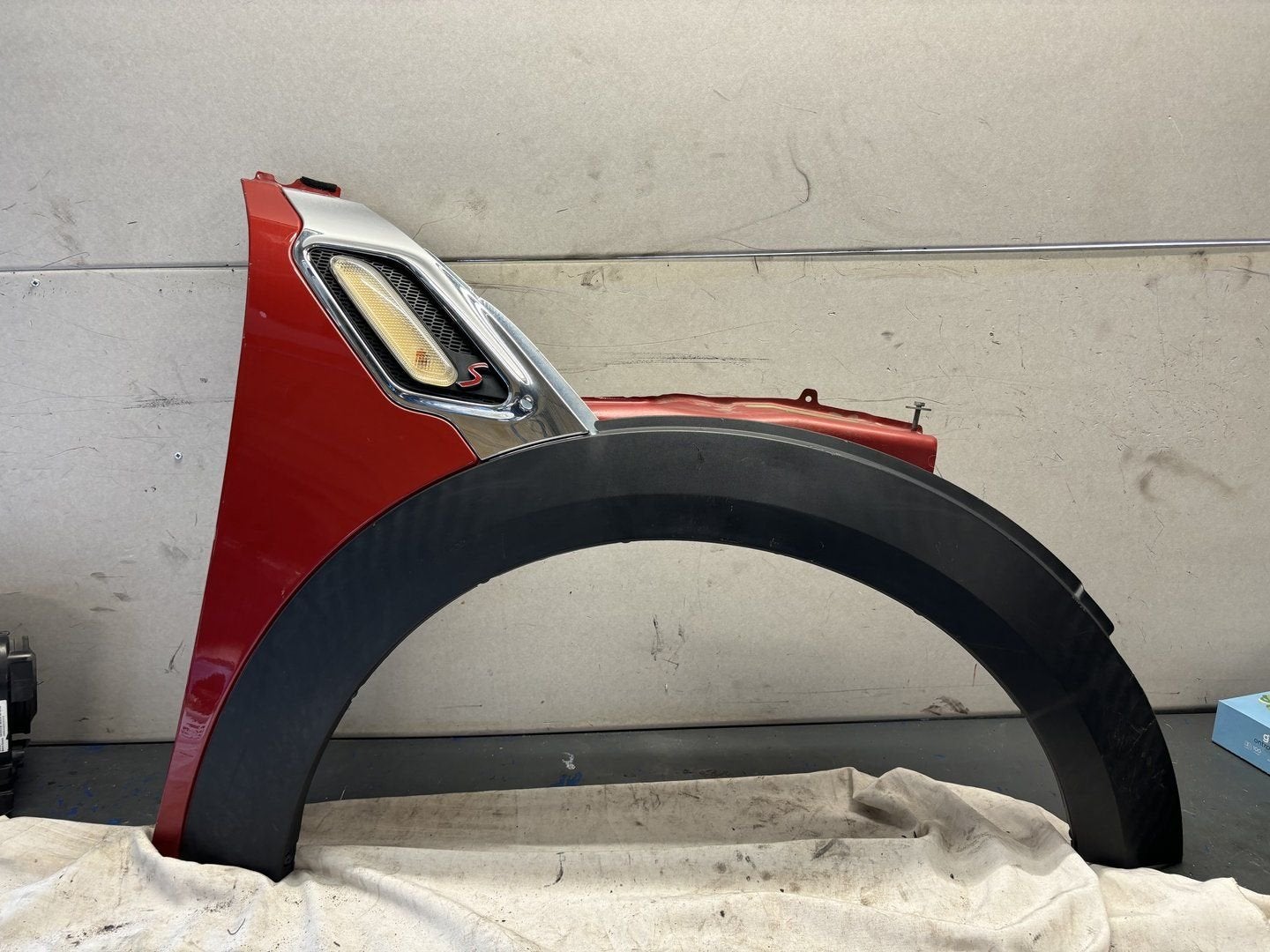Mini Countryman Zijscherm Spatbord Rechtsvoor, Auto-onderdelen, Gebruikt, -, -, Ophalen of Verzenden