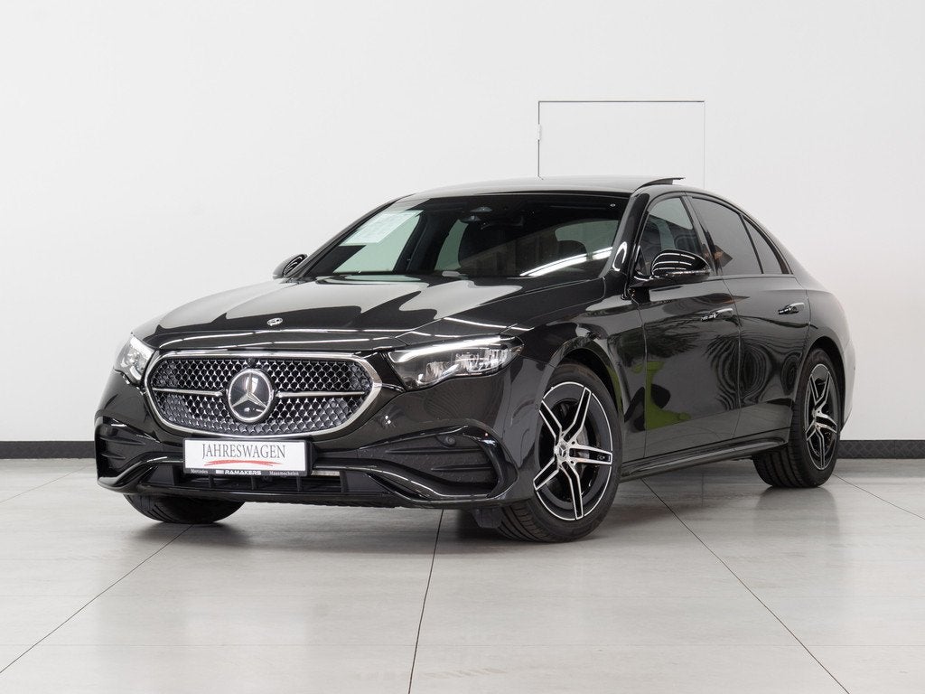 Mercedes-Benz E-Klasse E220 d AMG Line Night PANORAMA Distro, Autos, Argent ou Gris, 4 portes, Entreprise, Carnet d'entretien