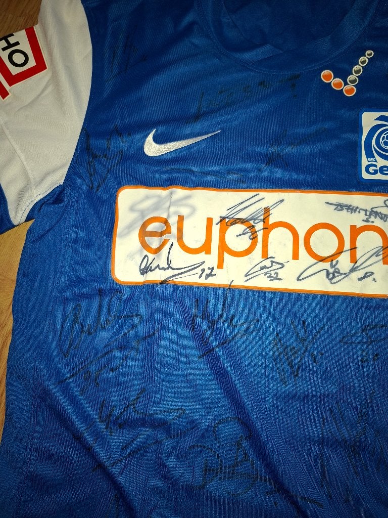 Gesigneerd krc genk shirt (Courtois, Debruyne,...), Collections, Enlèvement ou Envoi, Comme neuf, Maillot