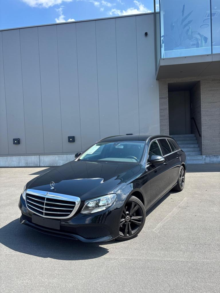 Mercedes E200 2019 | Luxe & Comfort, Auto's, Automaat, 4 deurs, Stof, Zwart