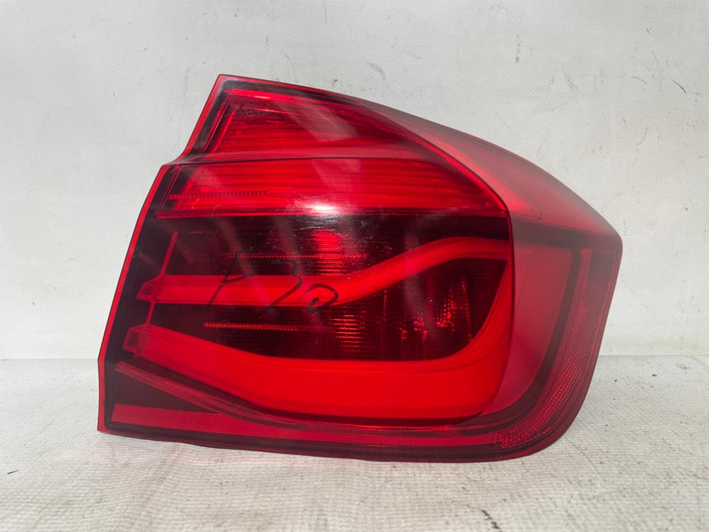 Feu arriere droit BMW F30 2SD012147, Enlèvement, Utilisé, BMW