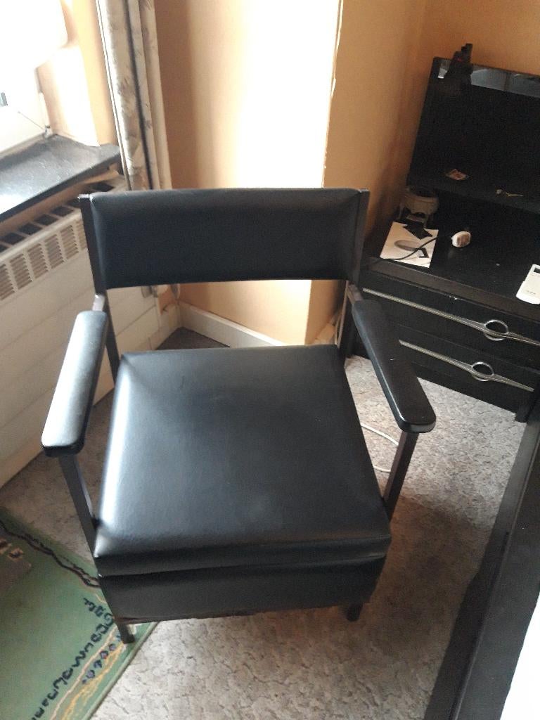 FAUTEUIL PERCE, Enlèvement, Utilisé