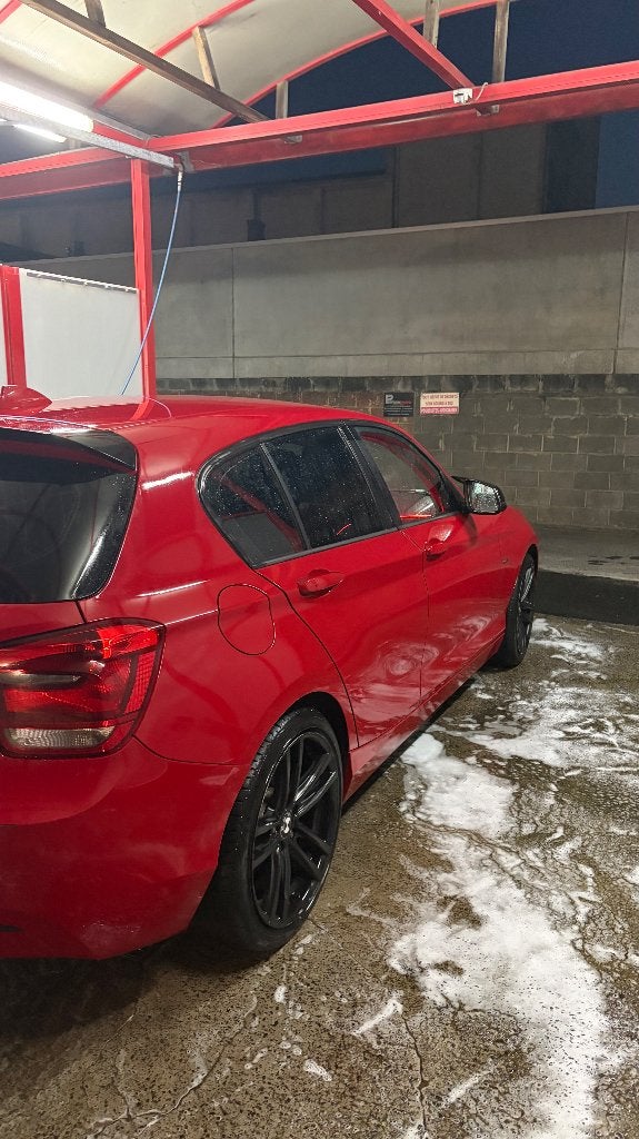 BMW 116D, Zwart, 4 cilinders, Isofix, 5 deurs