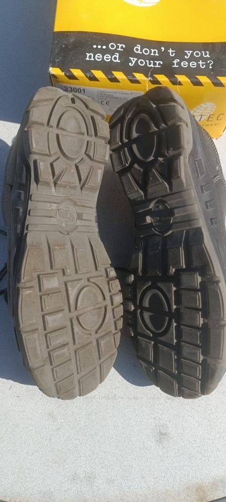 Chaussures de sécurité comme neuf 45, Enlèvement, Comme neuf