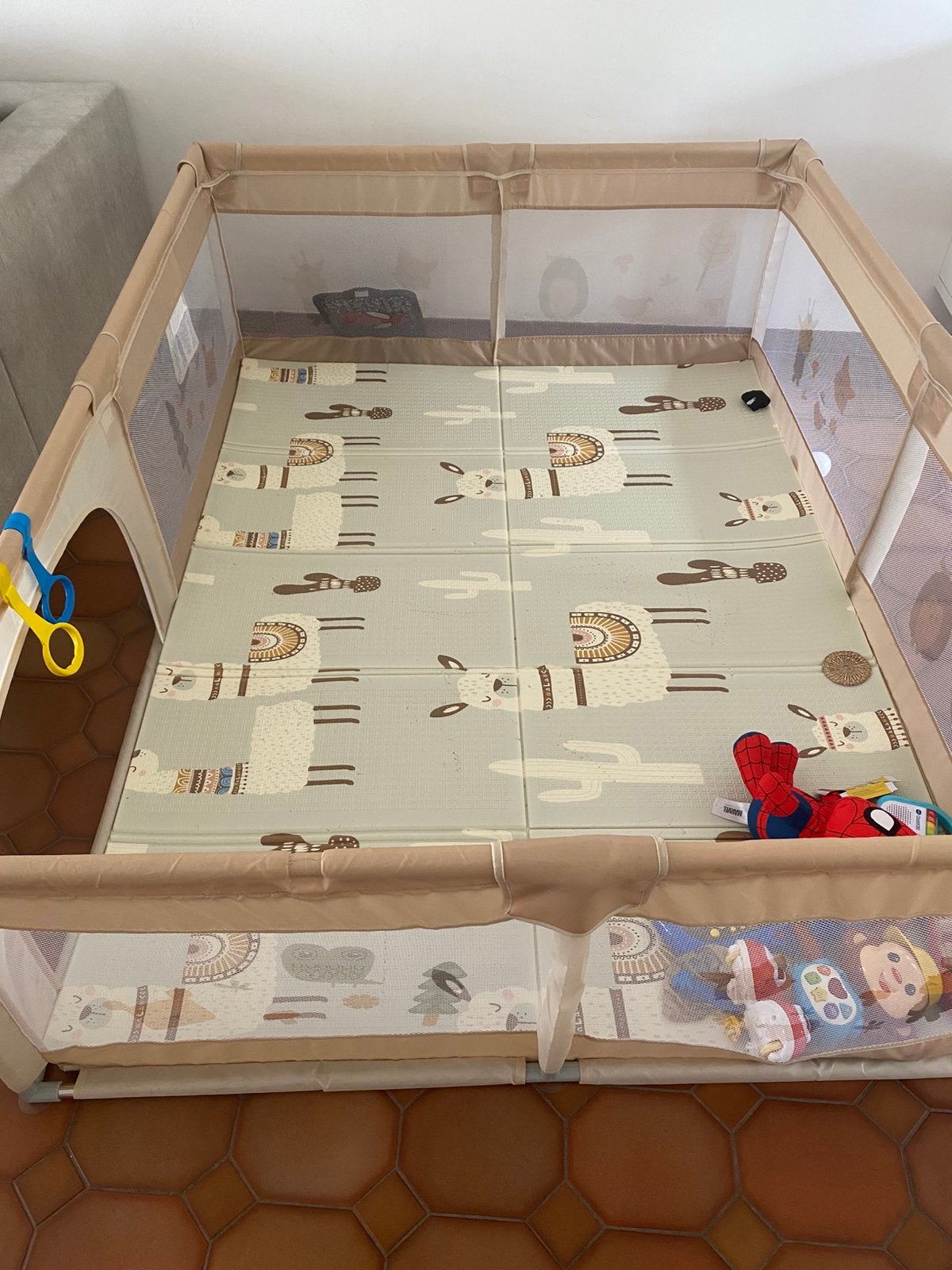 Parc + tapis en mouse, Enfants & Bébés, Enlèvement, Comme neuf