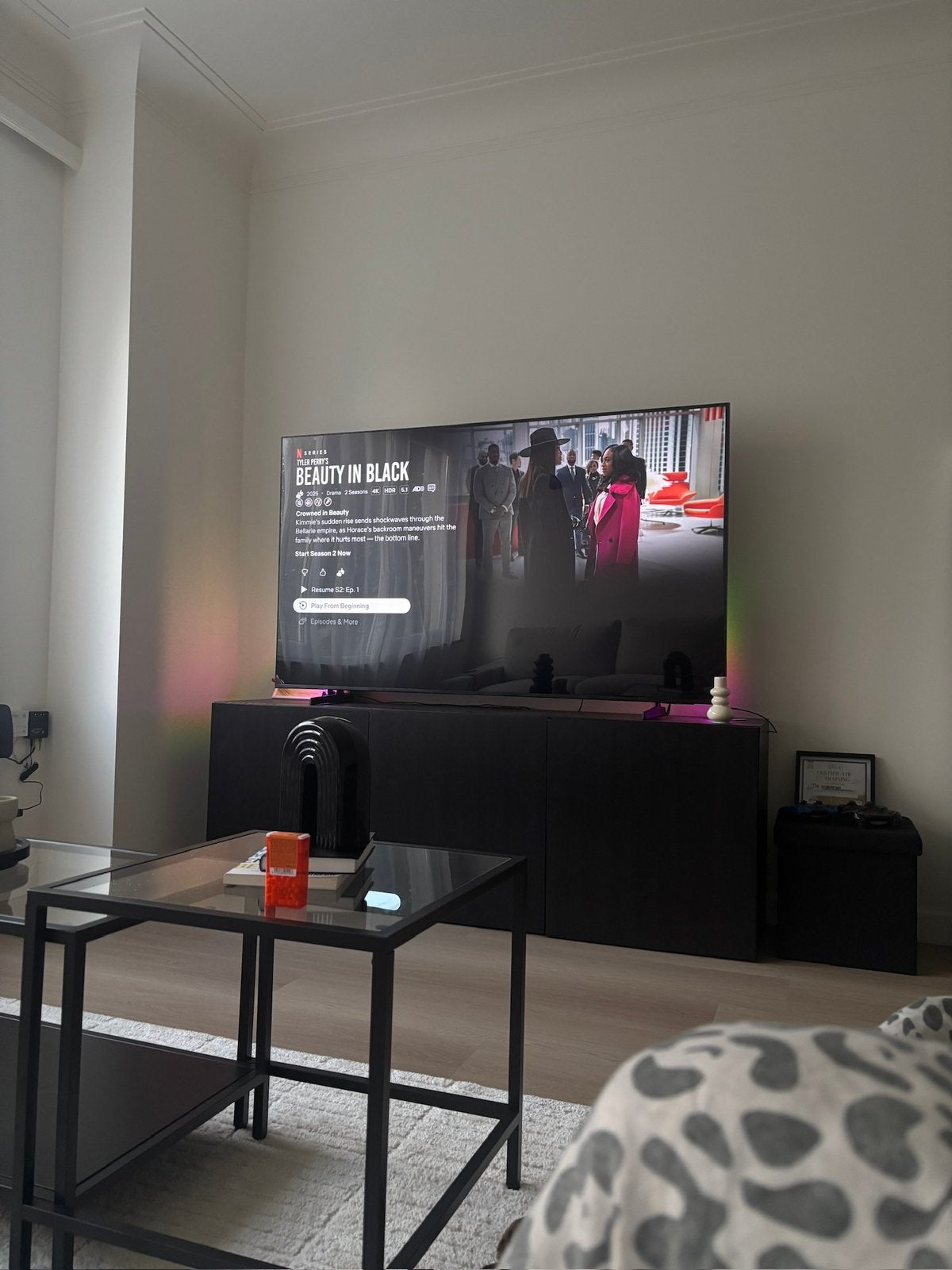 Tv meubel - IKEA zwartbruin, Ophalen, Gebruikt