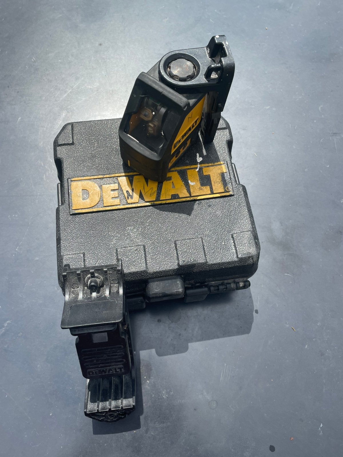 DeWalt DW087 kruislijnlaser rood, Doe-het-zelf en Bouw, Ophalen, Gebruikt, Overige meters