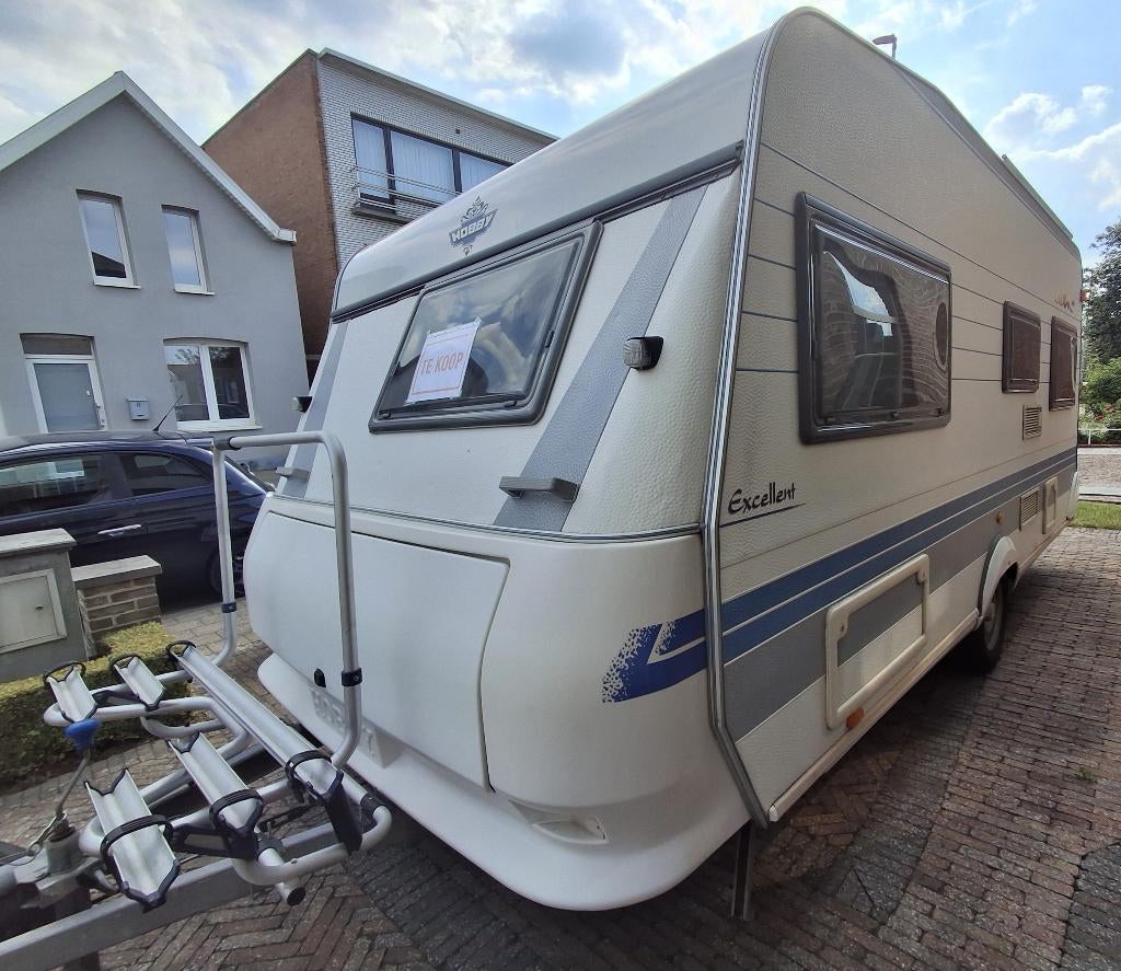Gezellige caravan Hobby excellent easy 460 UFe, Caravanes & Camping, Caravanes, Particulier, jusqu'à 4, 1000 - 1250 kg, Banquette en rond