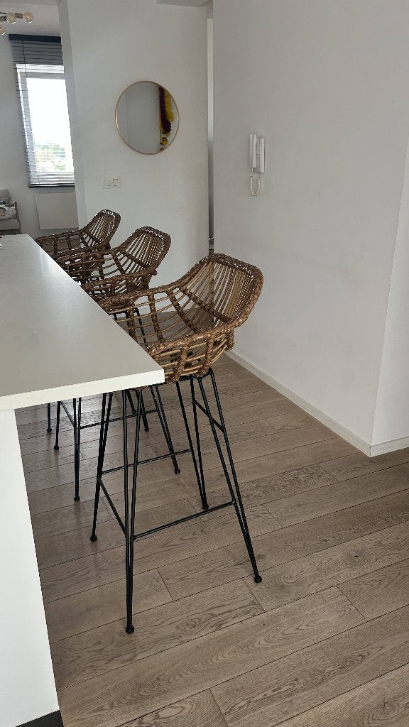Lot de 4 chaises hautes, 90 cm ou plus, Synthétique, 4 tabourets, Enlèvement
