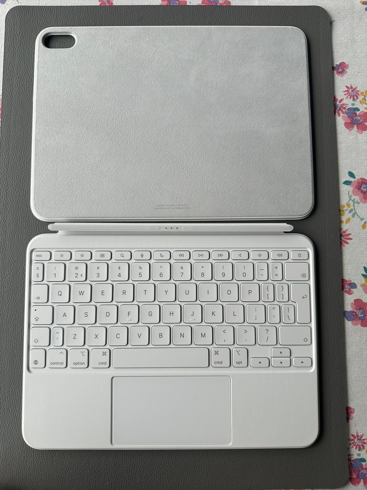 Ipad Magic Keyboard Folio 11 inch, Enlèvement, Comme neuf, 11 pouces