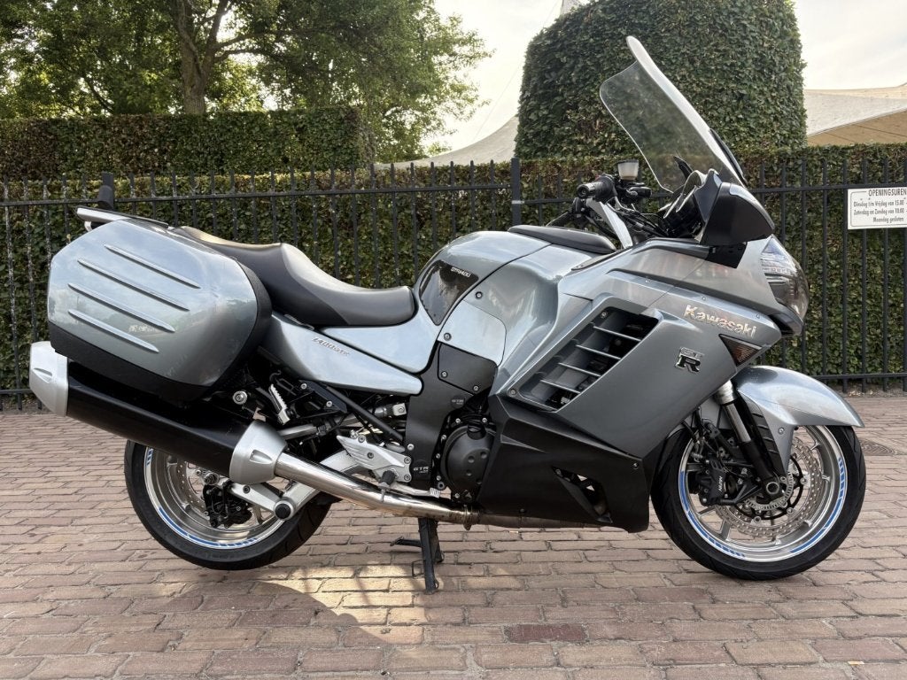Kawasaki GTR 1400 - ABS, Motos, Motos | Kawasaki, Permis Moto A, Tourisme, Entreprise, Occasion