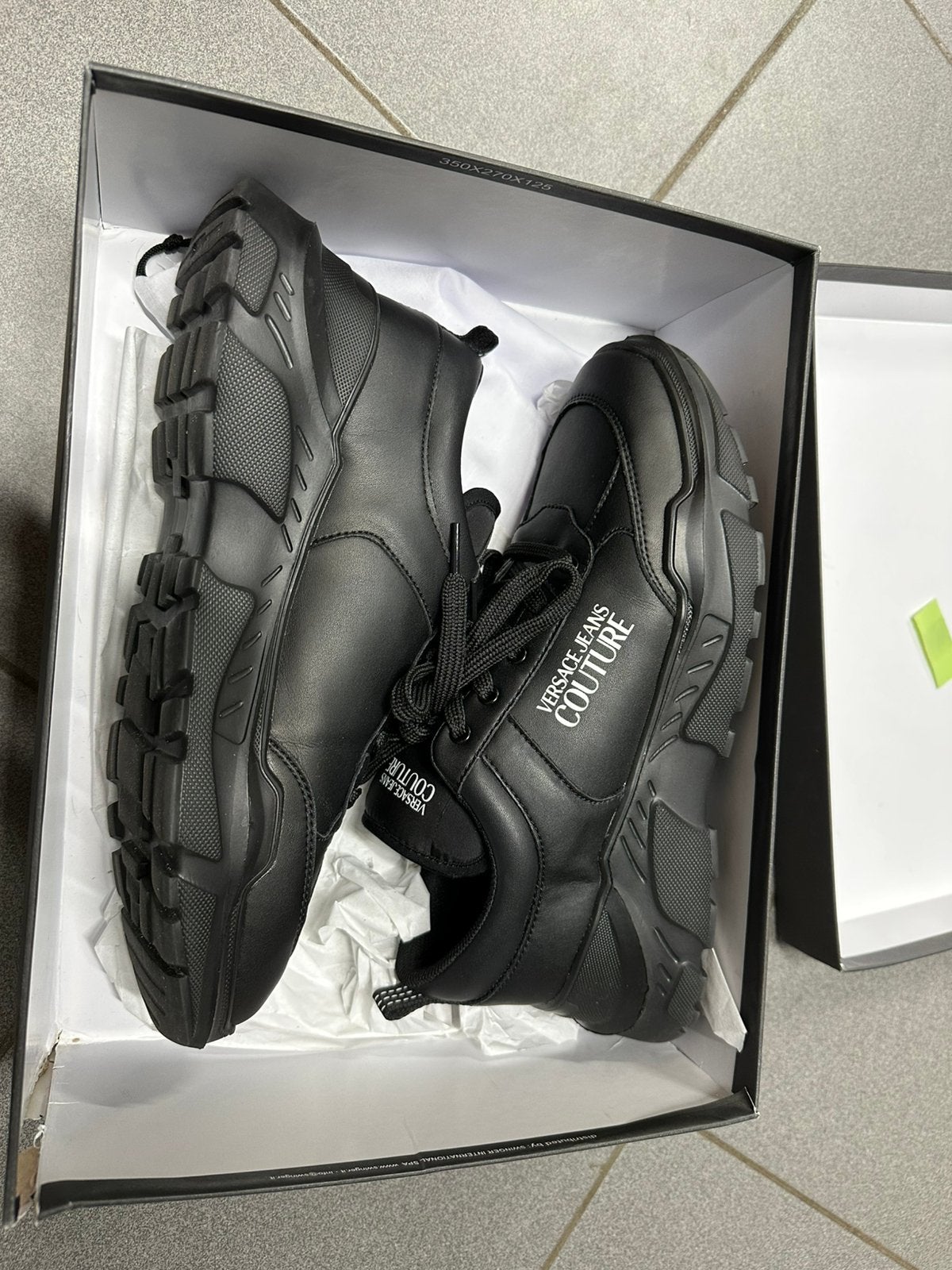Sneakers merk Versace maat 44 zwart ,leer ,nieuw!, Kleding | Heren, Schoenen, Ophalen of Verzenden, Zwart, Sneakers
