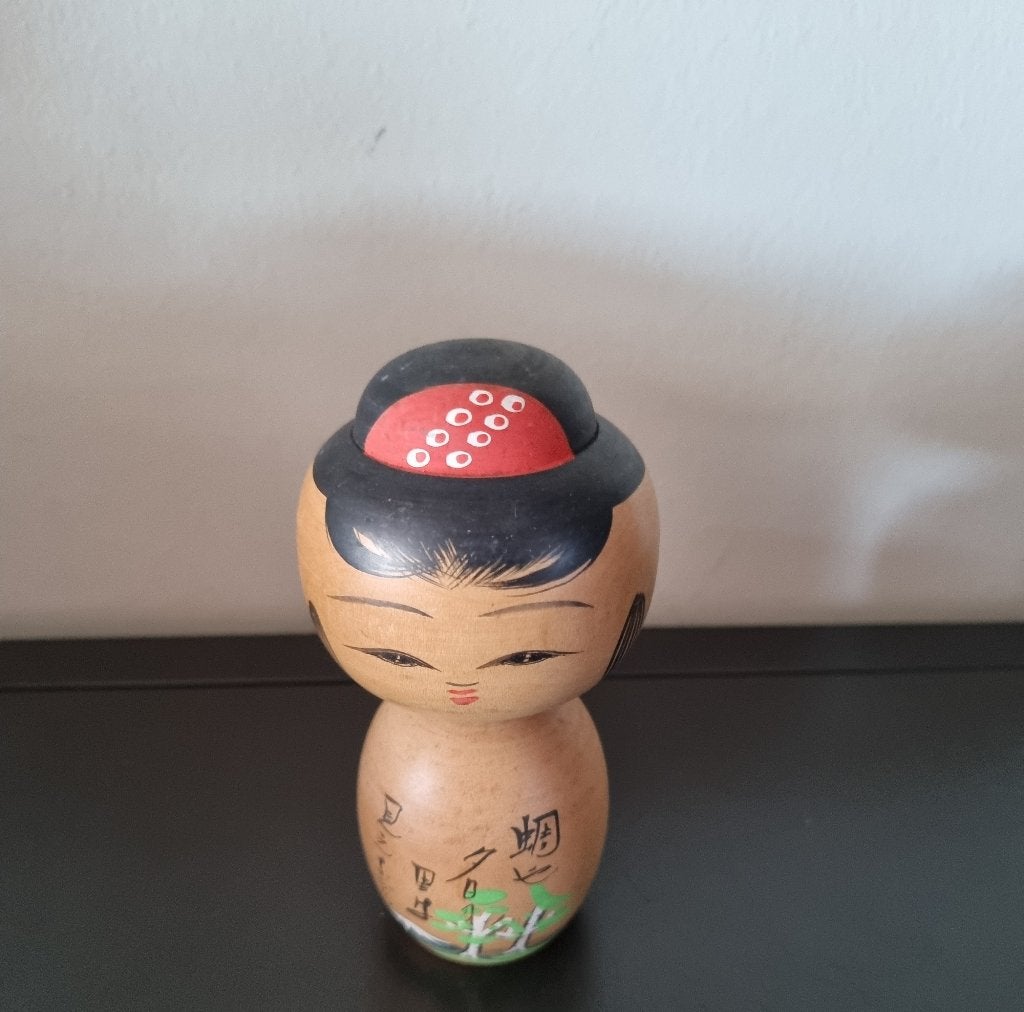 La belle Omiyage Kokeshi, Antiquités & Art, Art | Art non-occidental, Fait main, Japon, Bois, Multicolore