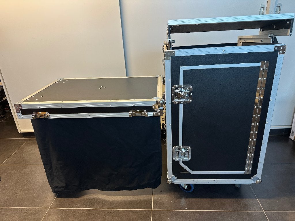 DJ kist 19'' rack case op wielen, Ophalen, Gebruikt, Draaitafel