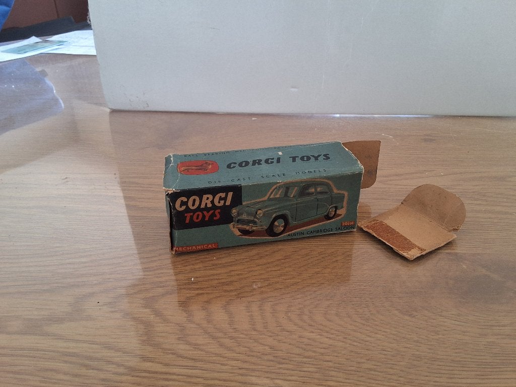 corgi-toys 201M austin cambridge, Ophalen of Verzenden, Gebruikt, Auto, Corgi