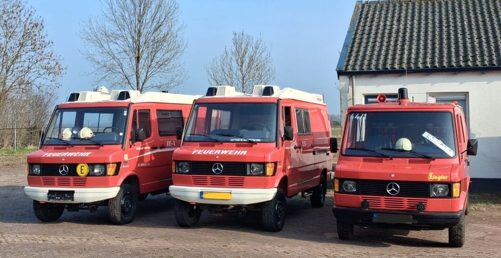 CAMPING-CAR DE POMPIERS À ESSENCE MERCEDES 4x4 OLDTIMER, Achat, Particulier, 4x4, Essence