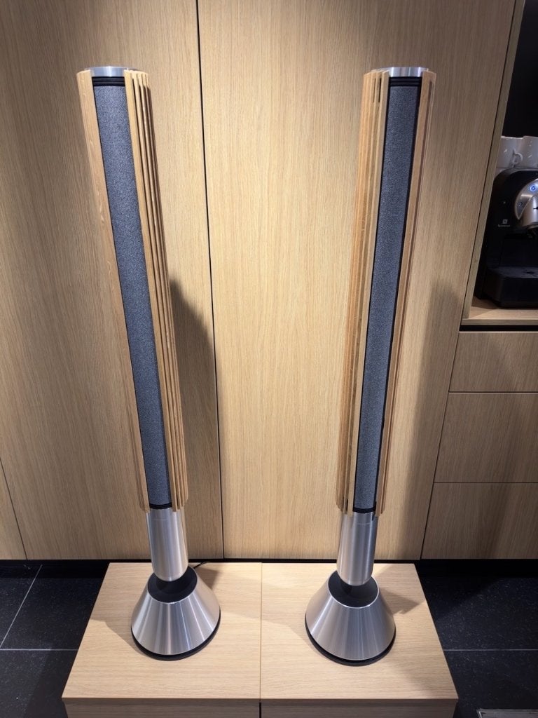 Bang & Olufsen overzicht Beolab Beovision Beosound B&O, Audio, Tv en Foto, Subwoofer, Info@bang-olufsen.dk, Zo goed als nieuw